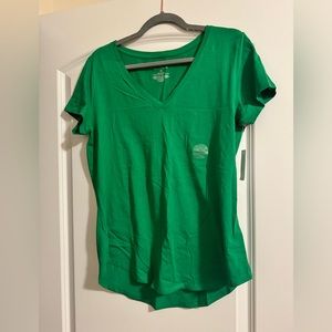 NWT New York & Company V-Neck Green Cotton T-Shirt, Size Medium